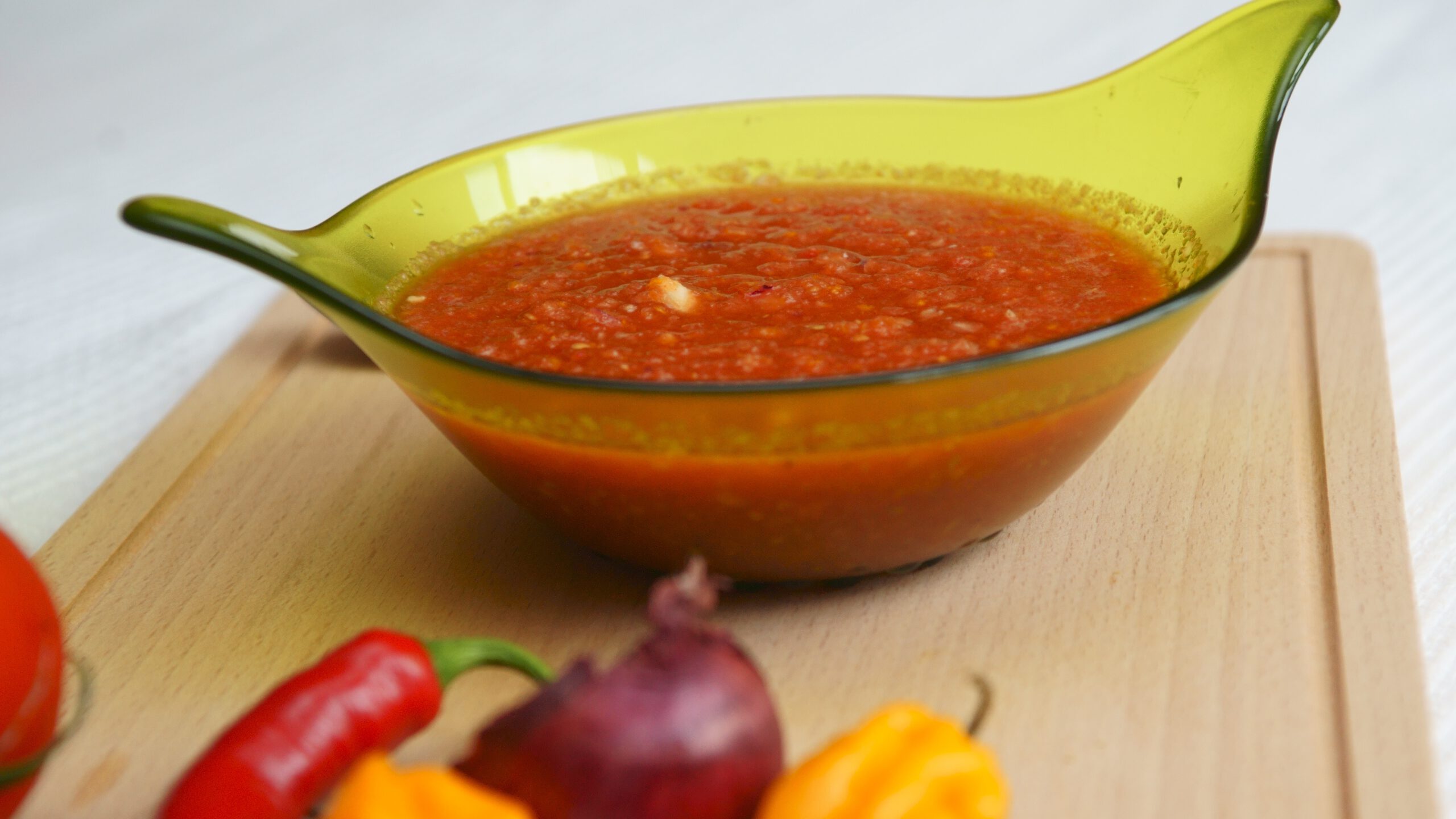 Alkaline veganTomato hot sauce