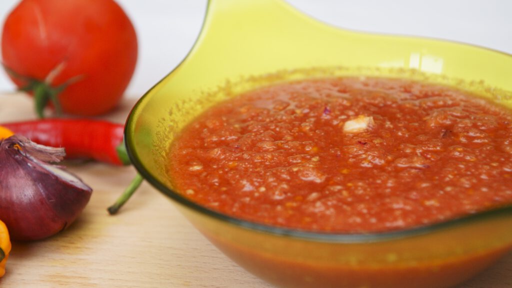 Alkaline vegan tomato hot sauce